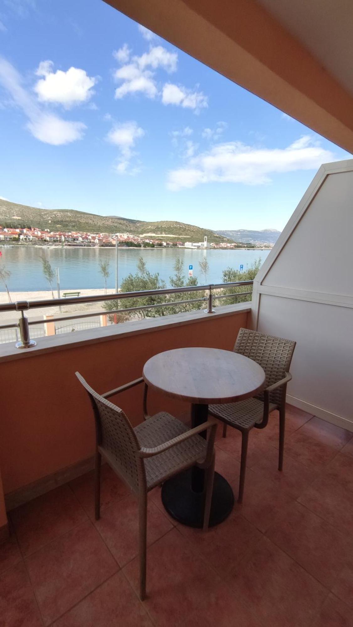 Apartments Kapetanovi Dvori Trogir Exterior foto